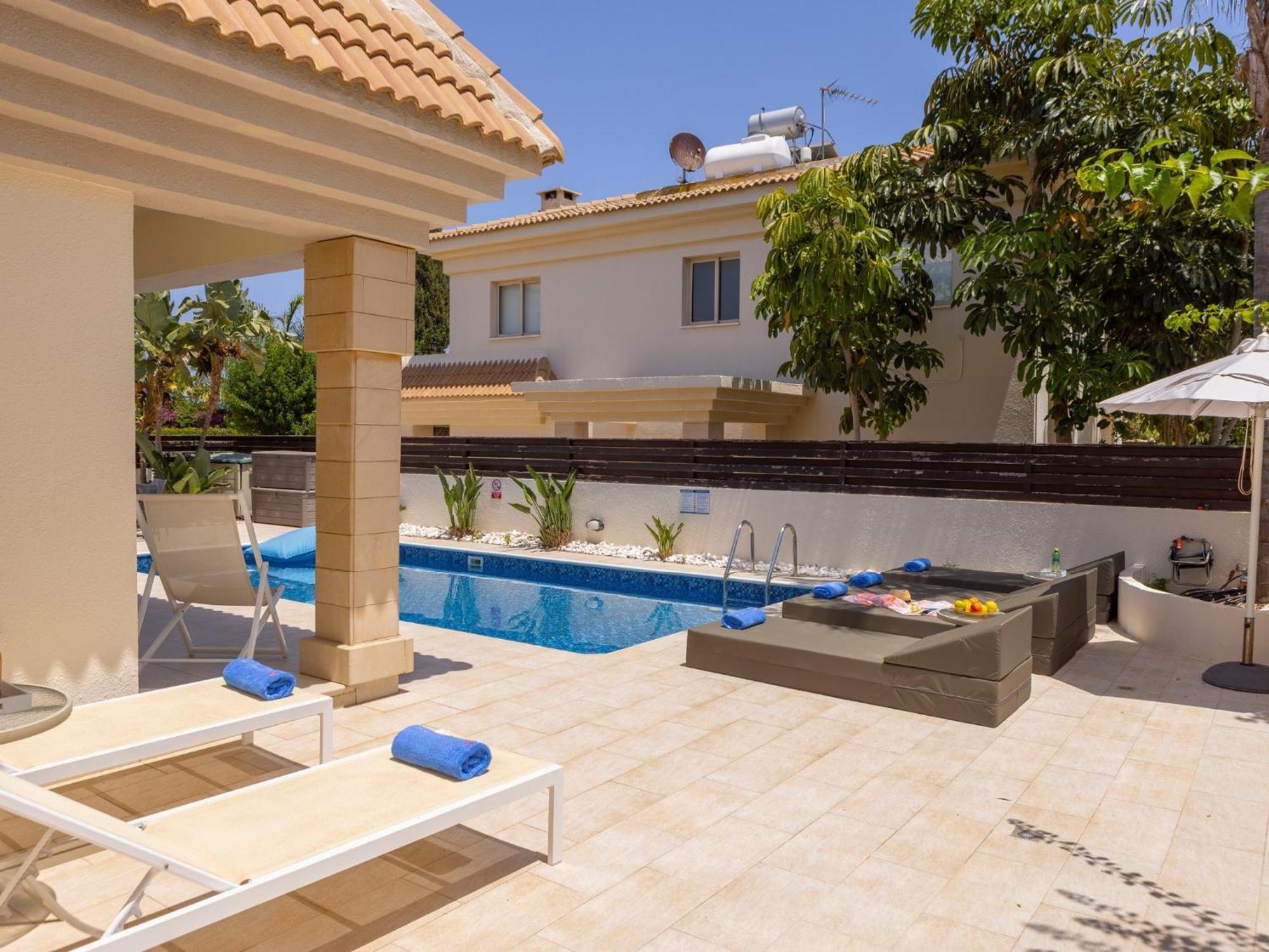 Villa Malama Паралимни Екстериор снимка