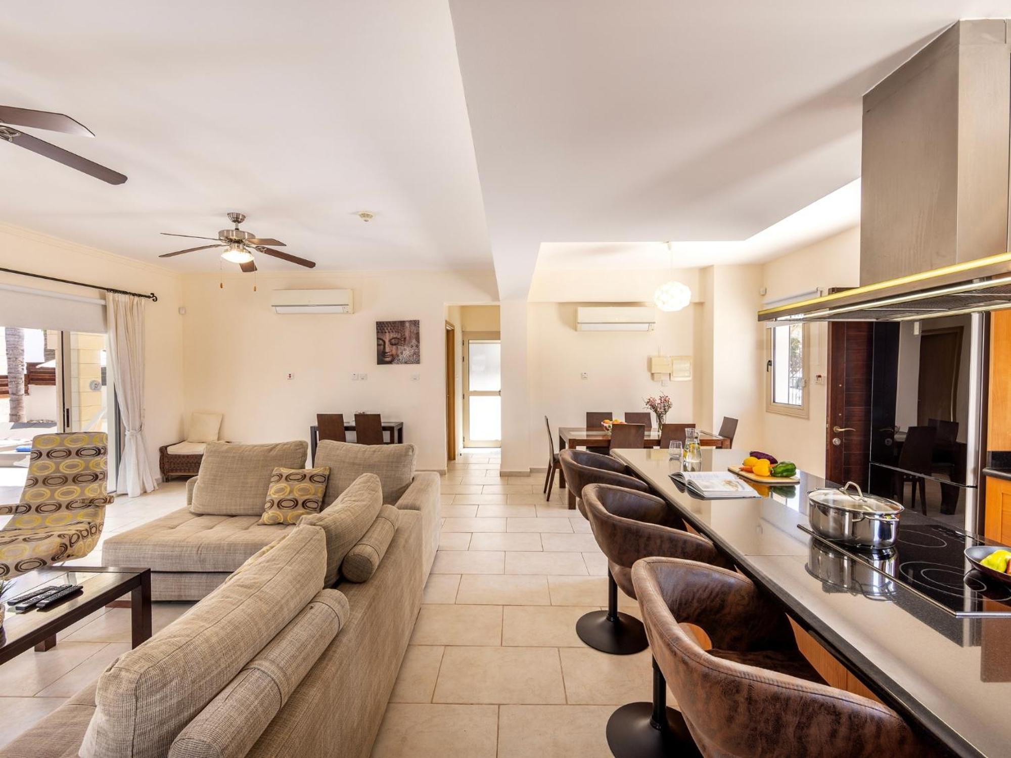 Villa Malama Паралимни Екстериор снимка