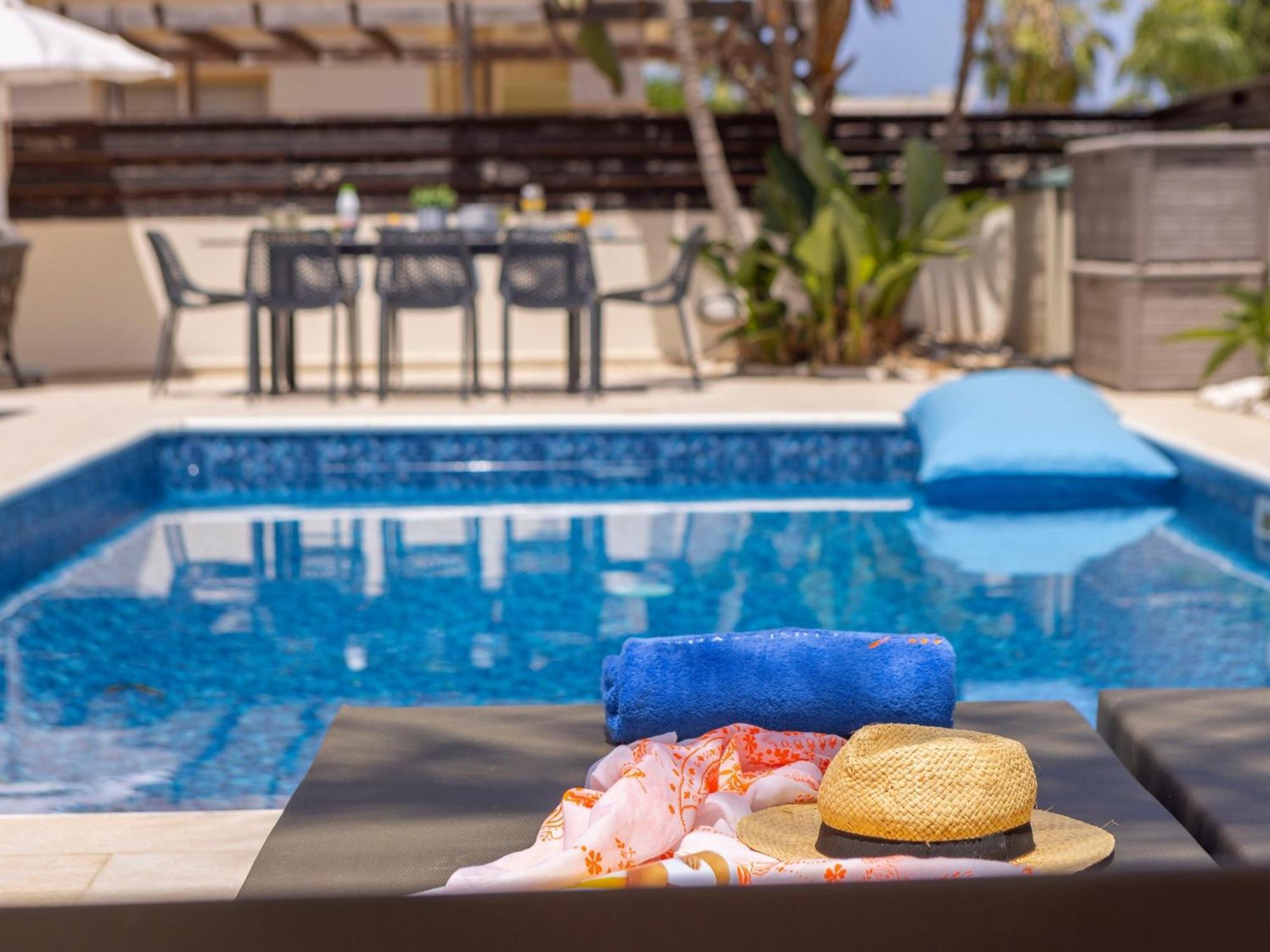 Villa Malama Паралимни Екстериор снимка