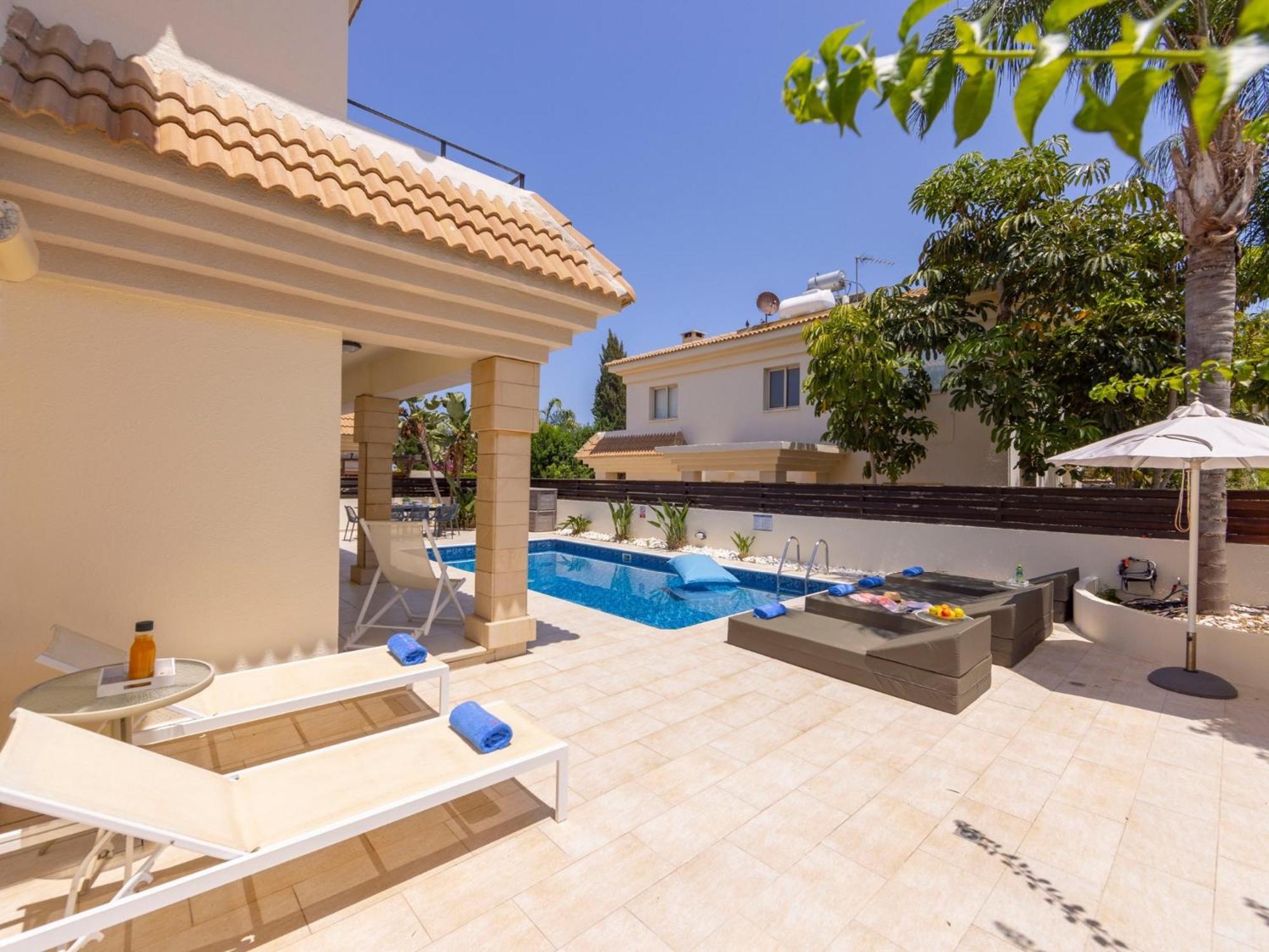 Villa Malama Паралимни Екстериор снимка
