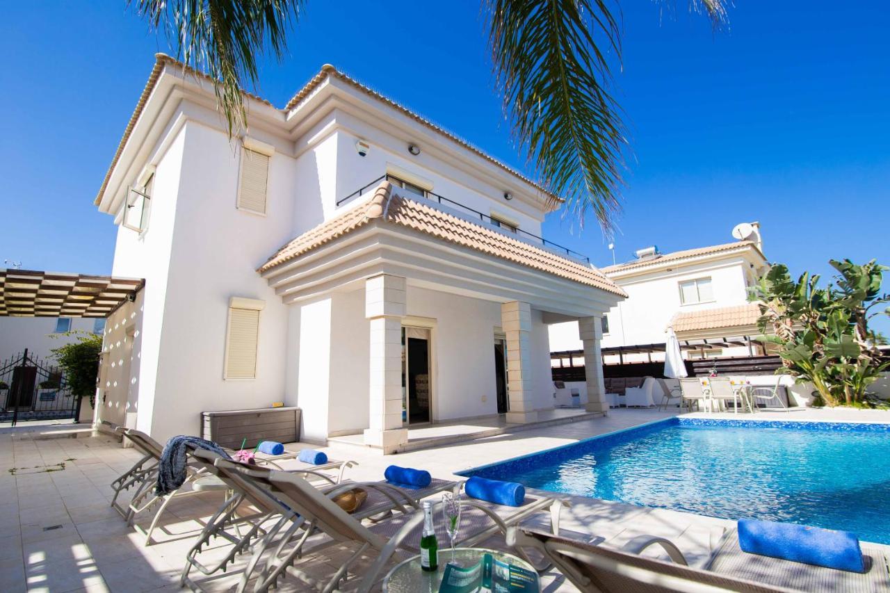 Villa Malama Паралимни Екстериор снимка