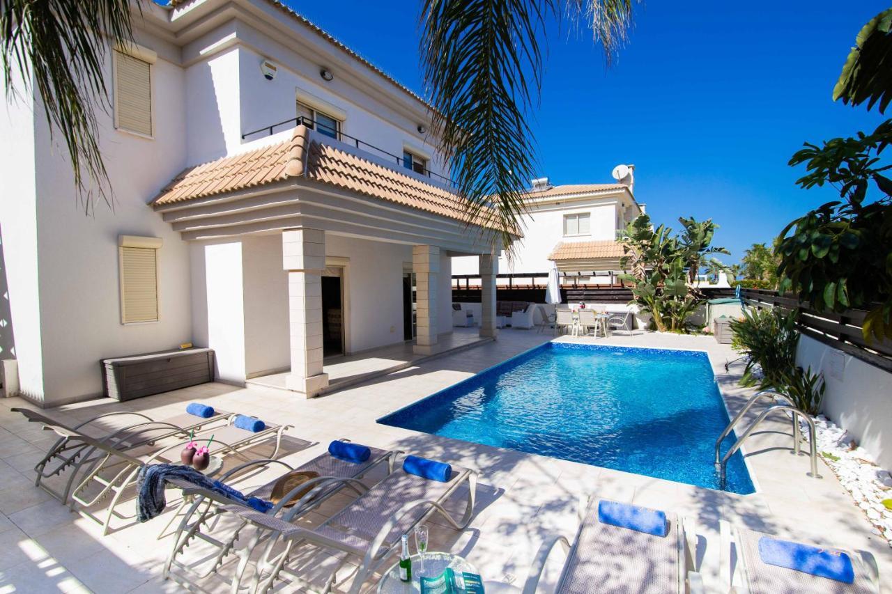 Villa Malama Паралимни Екстериор снимка